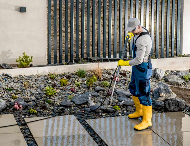 RICORDEL Couverture 91 : Artisan Couvreur en Île-de-France : L’Essonne (91), Le Val-de-Marne (94), Les Hauts-de-Seine (92), les Yvelines (78), Le Val-d’Oise (95), Seine-Saint-Denis (93), la Seine-et-Marne (77). Travaux de couverture, zinguerie, entretien toiture : nettoyage, démoussage et peinture hydrofuge toiture, étanchéité toit plat terrasse, isolation toiture et combles, charpente et traitement des bois de charpente, nettoyage ravalement peinture façade, imperméabilisation façade et nettoyage des extérieurs dans toute l’Île-de-France