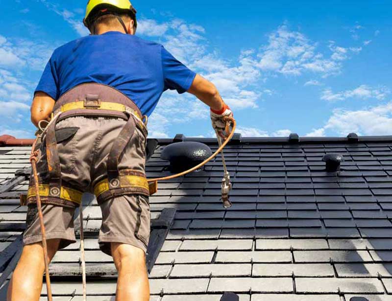 RICORDEL Couverture 91 : Artisan Couvreur en Île-de-France : L’Essonne (91), Le Val-de-Marne (94), Les Hauts-de-Seine (92), les Yvelines (78), Le Val-d’Oise (95), Seine-Saint-Denis (93), la Seine-et-Marne (77). Travaux de couverture, zinguerie, entretien toiture : nettoyage, démoussage et peinture hydrofuge toiture, étanchéité toit plat terrasse, isolation toiture et combles, charpente et traitement des bois de charpente, nettoyage ravalement peinture façade, imperméabilisation façade et nettoyage des extérieurs dans toute l’Île-de-France